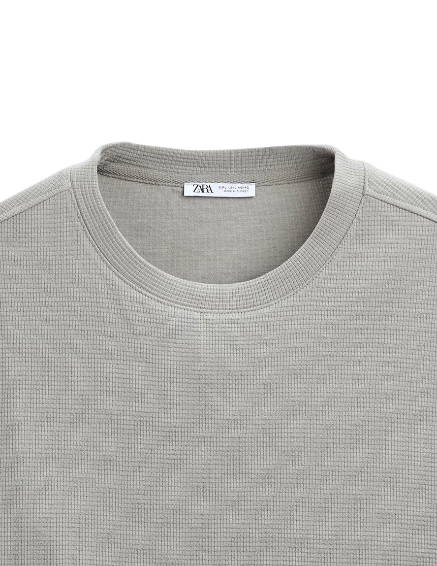 color-print-t-shirt