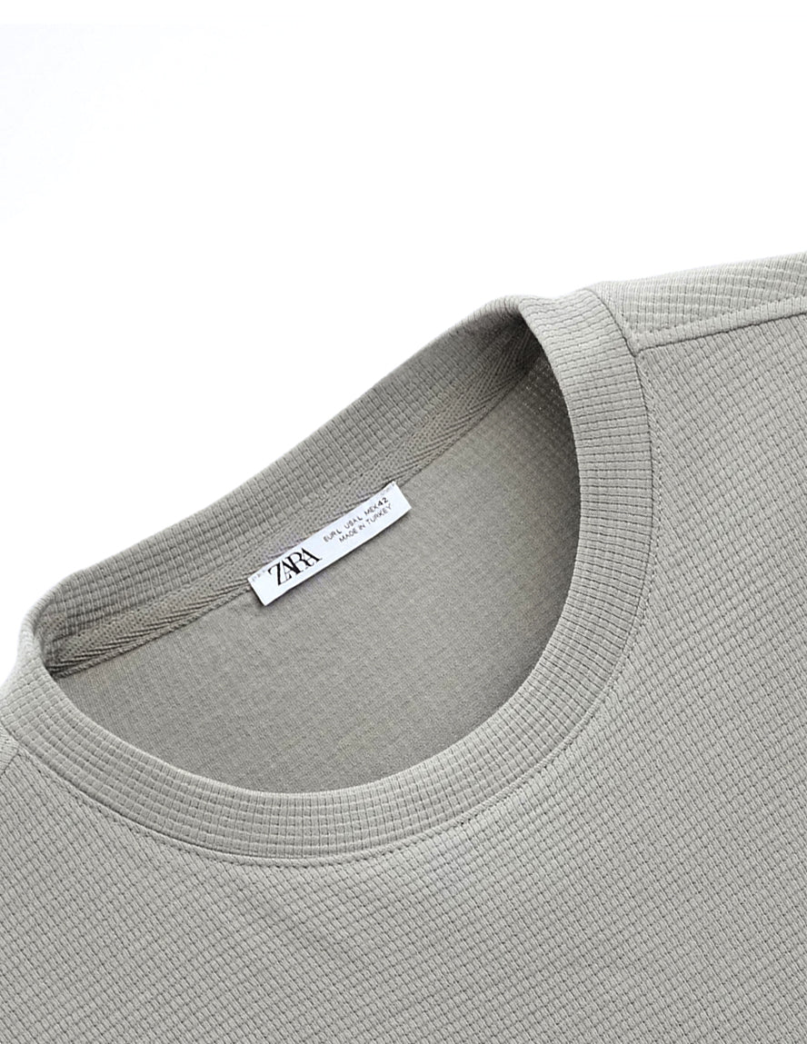 color-print-t-shirt